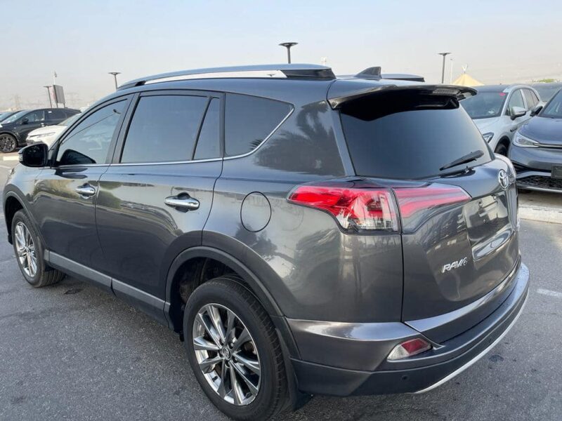 2017 Toyota RAV4 Cruiser 2.5 Litres 4-cylinder Petrol Engine Grey Black SUV AWD