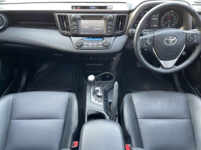 2017 Toyota RAV4 Cruiser 2.5 Litres 4-cylinder Petrol Engine Grey Black SUV AWD