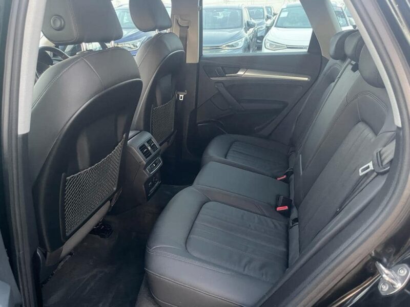 2020 Audi Q5 40 TDI Quattro 2.0 Liters 4-cylinder Diesel Engine Black SUV Automatic