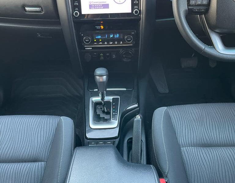 2021 Toyota Fortuner GXL 2.8L 4-cylinder Turbo Diesel Engine Grey SUV Automatic