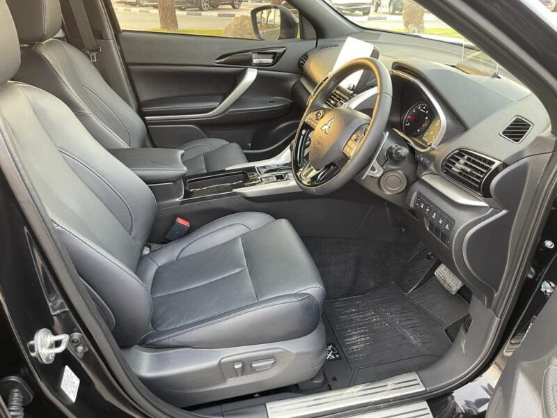 2022 Mitsubishi Eclipse Cross Exceed 1.5-litre 4 Cylinders Turbo Petrol Engine Black SUV