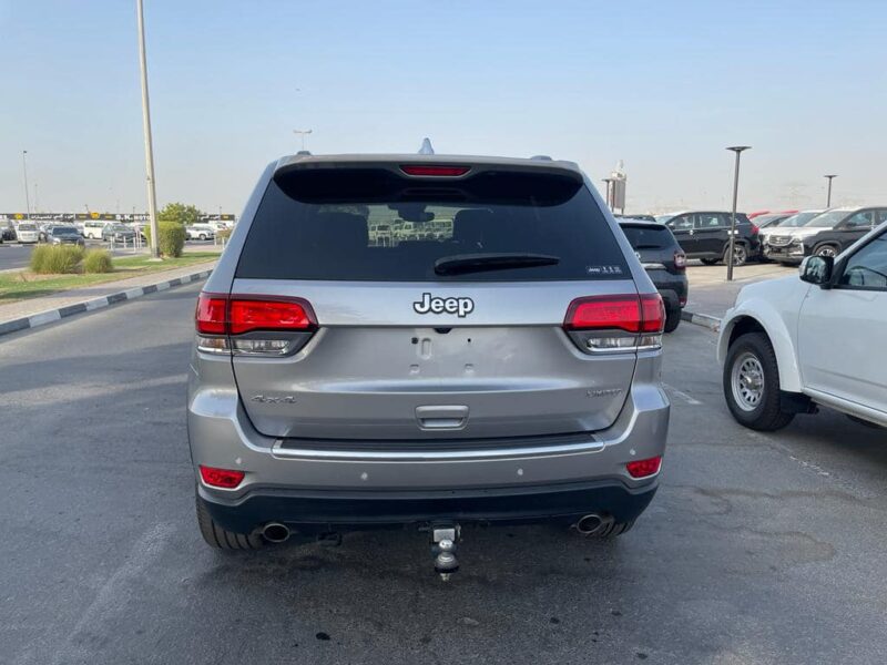 2021 Jeep Grand Cherokee Limited 3.6 Litres 6 cylinders Petrol Engine Grey Black SUV