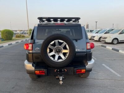 2016 Toyota FJ Cruiser 4.0 Litres V6 Petrol Engine Blue Black SUV Automatic