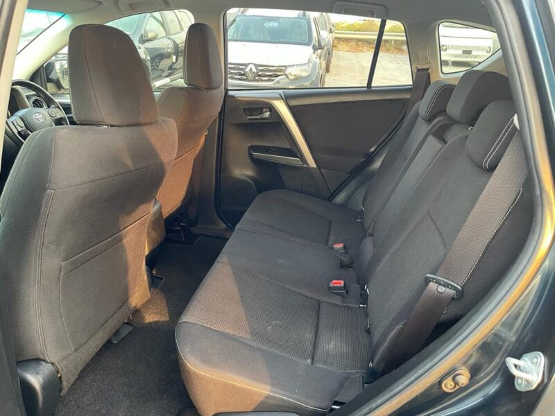 2017 Toyota RAV 4 GXL 2.5-liter 4-cylinder Petrol Engine Blackish Blue Color SUV