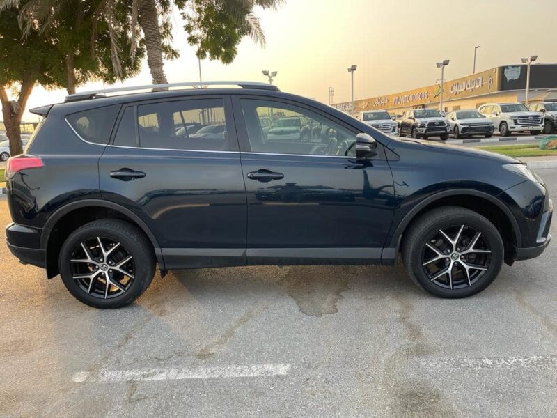 2017 Toyota RAV 4 GXL 2.5-liter 4-cylinder Petrol Engine Blackish Blue Color SUV