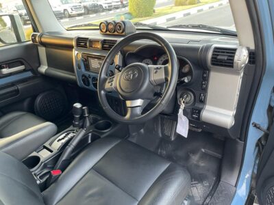 2016 Toyota FJ Cruiser 4.0 Litres V6 Petrol Engine Blue Black SUV Automatic