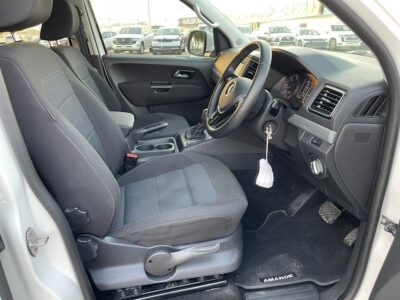 2020 Volkswagen Amarok TDI500 3.0 Litres V6 Diesel Engine White Black Pickup Truck