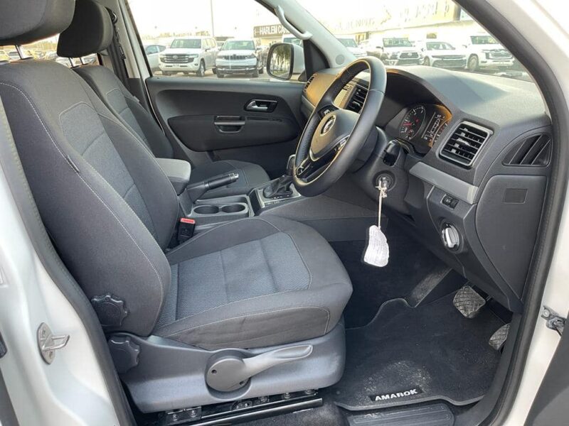 2020 Volkswagen Amarok TDI500 3.0 Litres V6 Diesel Engine White Black Pickup Truck