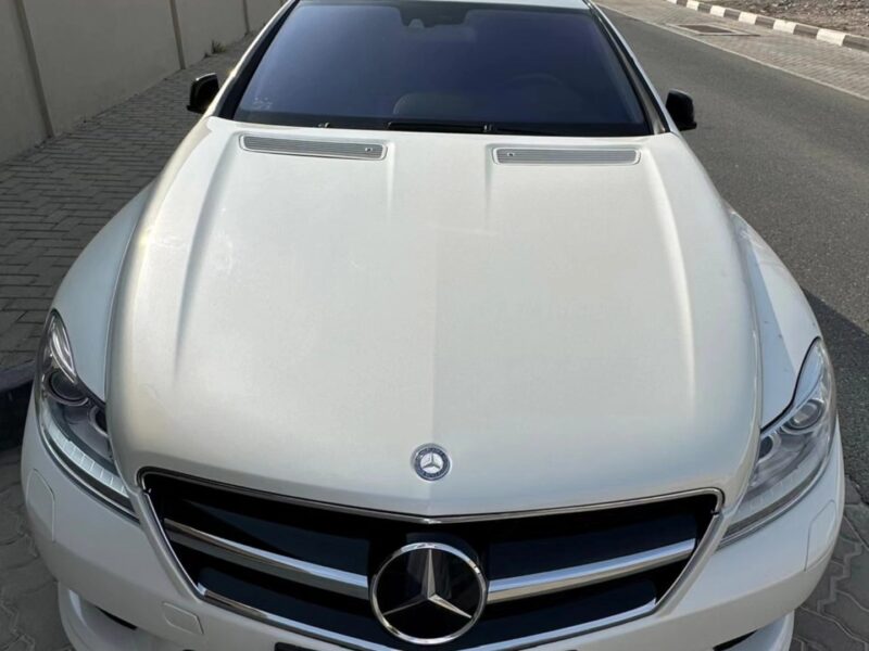 2008 Mercedes-Benz CL500 5.5 Litres V8 Petrol Engine White Luxury 2-door Coupe