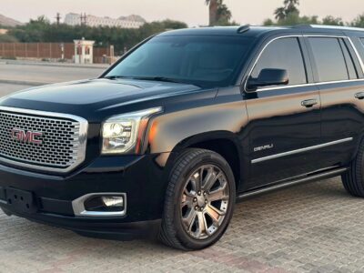 2016 GMC Yukon Denali 6.2L EcoTec3 V8 Petrol Engine Black Beige Luxury SUV