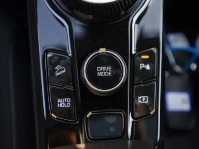 2024 Kia Sportage AT 1.6-liter 4-cylinder Petrol Engine Green Black SUV Automatic FWD