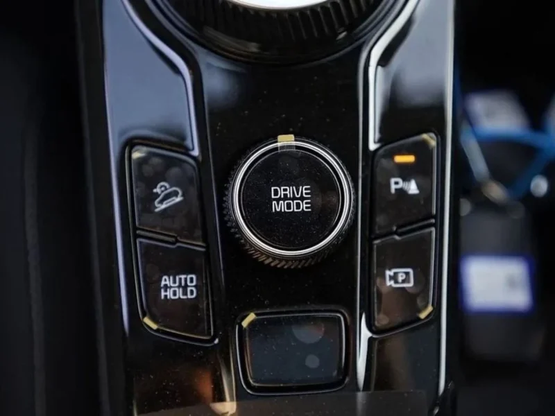 2024 Kia Sportage AT 1.6-liter 4-cylinder Petrol Engine Green Black SUV Automatic FWD