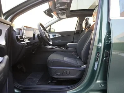 2024 Kia Sportage AT 1.6-liter 4-cylinder Petrol Engine Green Black SUV Automatic FWD
