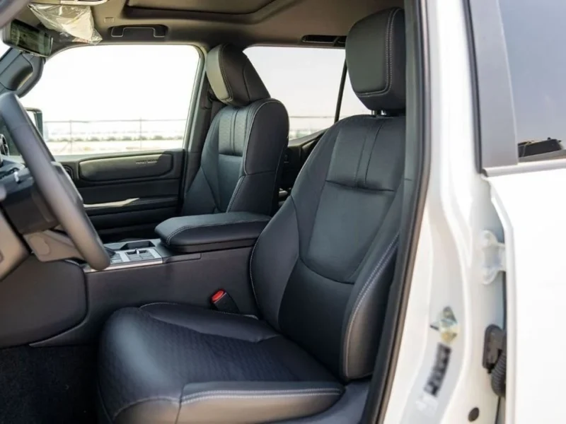 2025 Toyota Land Cruiser Prado 250 Series First Edition 2.8L 4 cylinders in-line White Black SUV