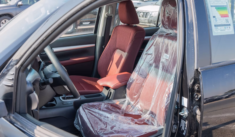 2025 Toyota Hilux TRD SR5 4.0L V6, DOHC, 24-Valve, Dual VVT-i Black Red Pickup Truck