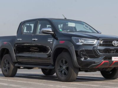 2025 Toyota Hilux TRD SR5 4.0L V6, DOHC, 24-Valve, Dual VVT-i Black Red Pickup Truck