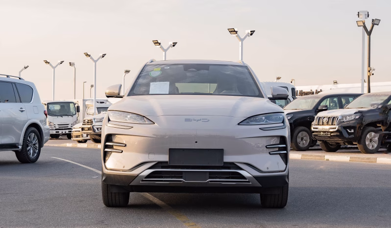 2025 BYD Song Plus Fully Electric Vehicle Grey Beige Sedan Automatic PMSM