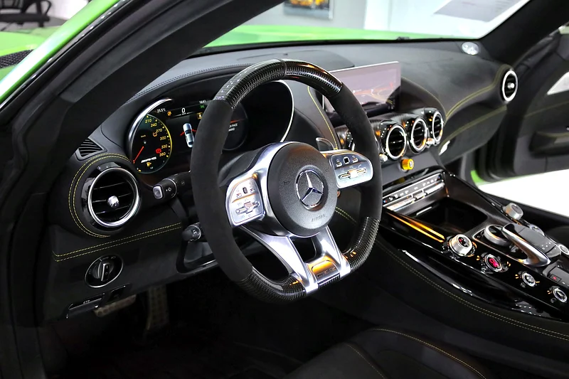 2019 Mercedes-Benz AMG AMG-GT R FULL CARBON PACKAGE Green Black Coupe