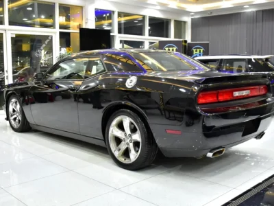 2012 Dodge Challenger R/T 8 Cylinder Petrol Engine Black Coupe American Specs