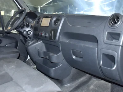 2020 Renault Master Other 4 Cylinder Diesel Engine White Black Van Manual GCC