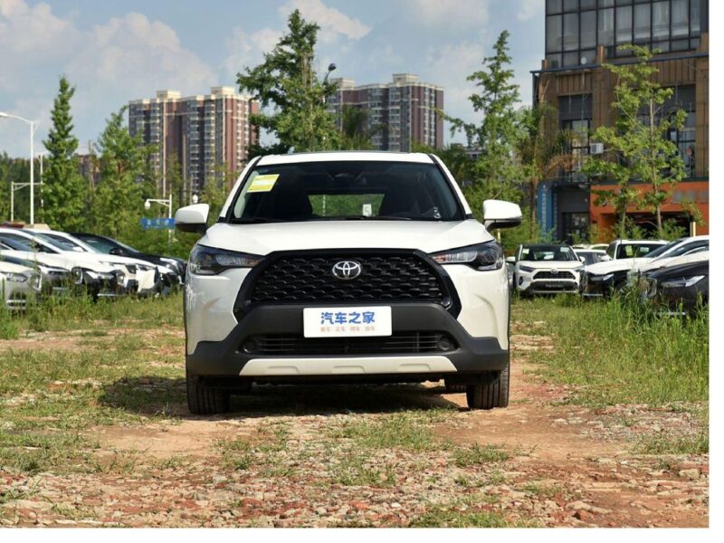 2025 Toyota Corolla Cross 2.0L HYBRID ELITE 4 Cylinders Engine White Black SUV