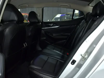 2021 Nissan Maxima SV 6 Cylinder Petrol Engine Silver Black Sedan American Specs