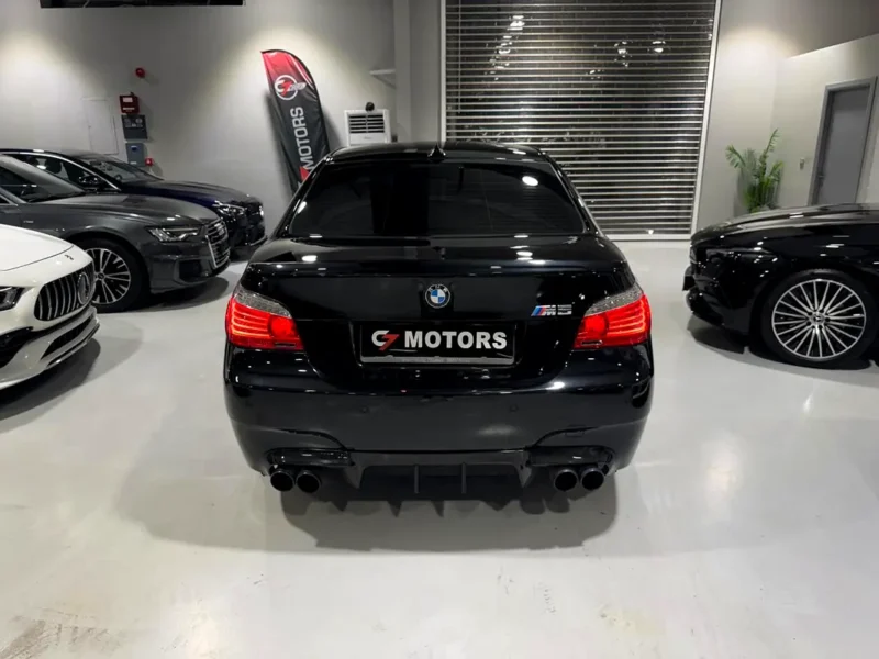 2008 BMW M5 Standard 10 Cylinder Petrol Engine Black White Sedan Korean Specs