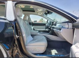 2024 Hyundai Azera 3.5 Litres V6 Petrol Engine Black White Sedan FWD