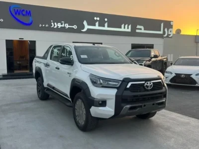 2025 Toyota Hilux ADVENTURE 4.0 Litre V6 PETROL Engine White Black PickUP