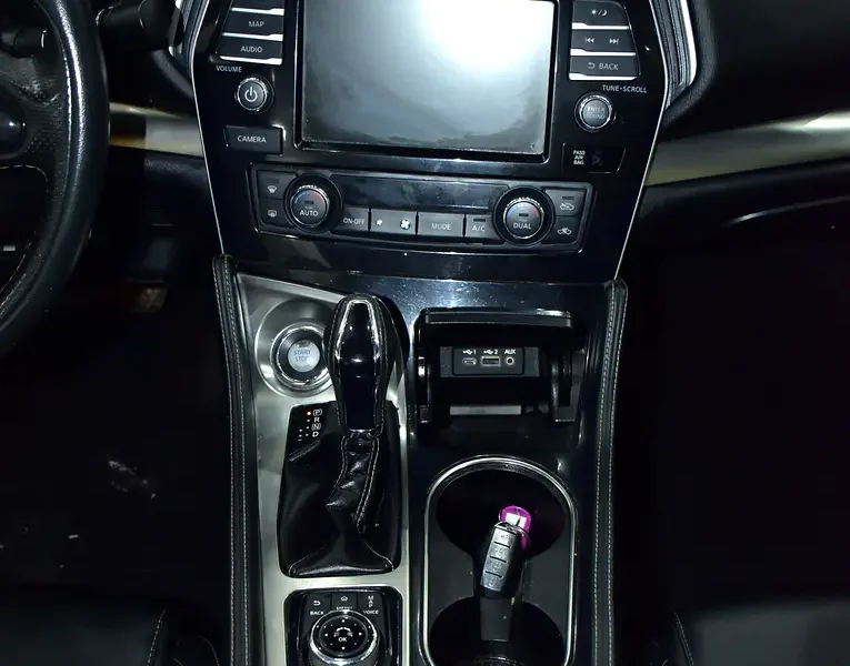 2021 Nissan Maxima SV 6 Cylinder Petrol Engine Silver Black Sedan American Specs