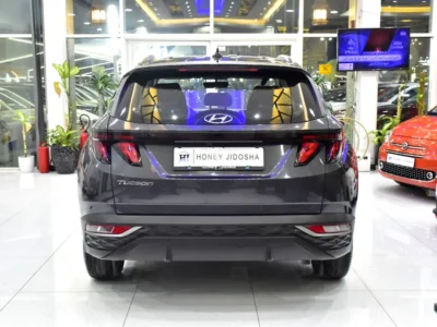 2023 Hyundai Tucson GL 4 Cylinder Petrol Engine Grey Black SUV GCC Specs