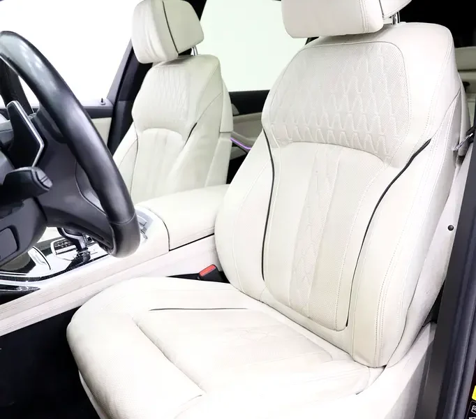 2020 BMW X7 XDrive50i M Sport 8 Cylinders Petrol Engine Maroon White SUV