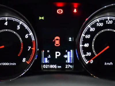 2024 Mitsubishi ASX GLX 4 Cylinder Petrol Engine White Black Crossover GCC Specs