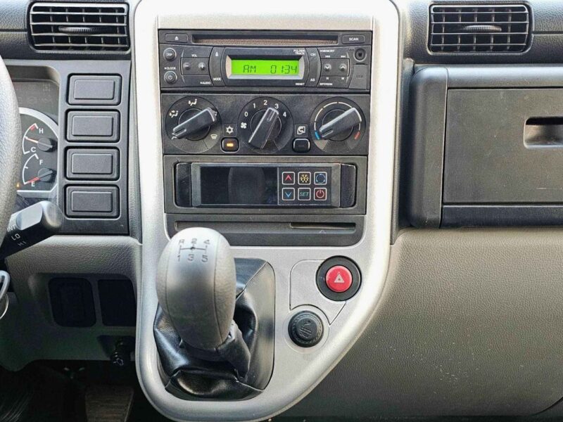 2022 Mitsubishi Fuso Canter FREEZER BOX 4.2L 6 Cylinders DIESEL MT White Black Truck