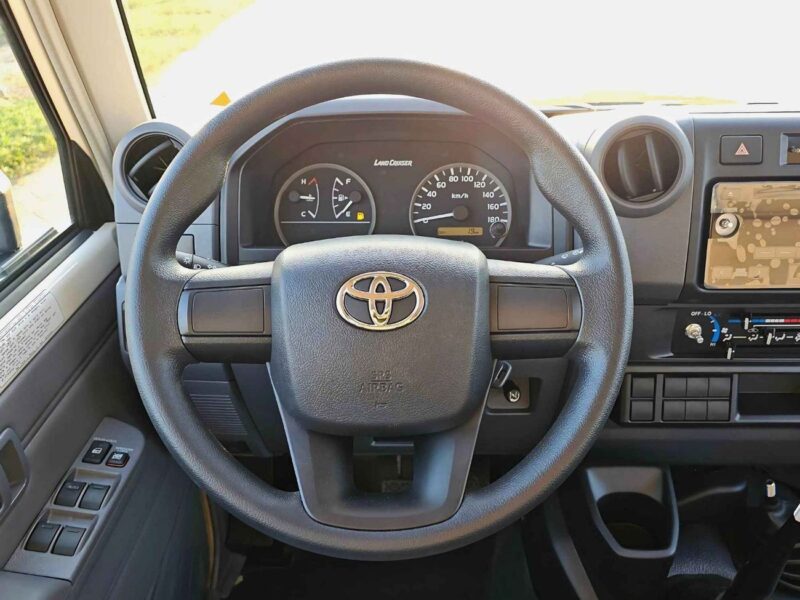 2024 Toyota Land Cruiser Pick Up LC79 DOUBLE CABIN White Grey 4.2L V6 DIESEL MT