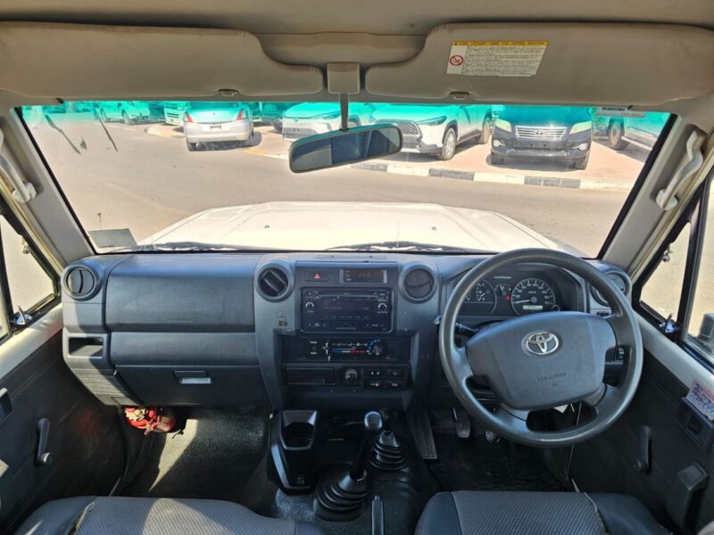 2018 Toyota Land Cruiser 70 4.2L DIESEL MT RHD 6 Cylinders Engine White Black SUV