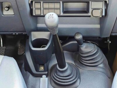 2024 Toyota Land Cruiser Pick Up LC79 DOUBLE CABIN 4.2L V6 DIESEL MT White Grey