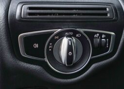 2024 Mercedes-Benz V 250 2.0-liter Turbocharged 4-Cylinder Diesel Black Van RWD