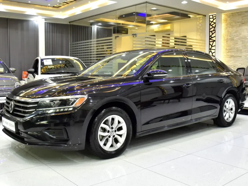2020 Volkswagen Passat Comfortline 5 Cylinder Petrol Engine Black Beige Sedan GCC