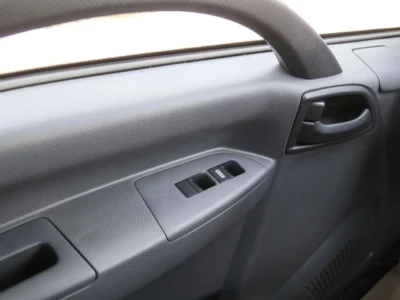 2025 ISUZU NPR 71 LONG 5.6L 6 Cylinders DIESEL CHASIS White Grey Truck