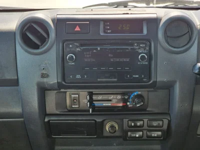 2018 Toyota Land Cruiser 70 4.2L DIESEL MT RHD 6 Cylinders Engine White Black SUV