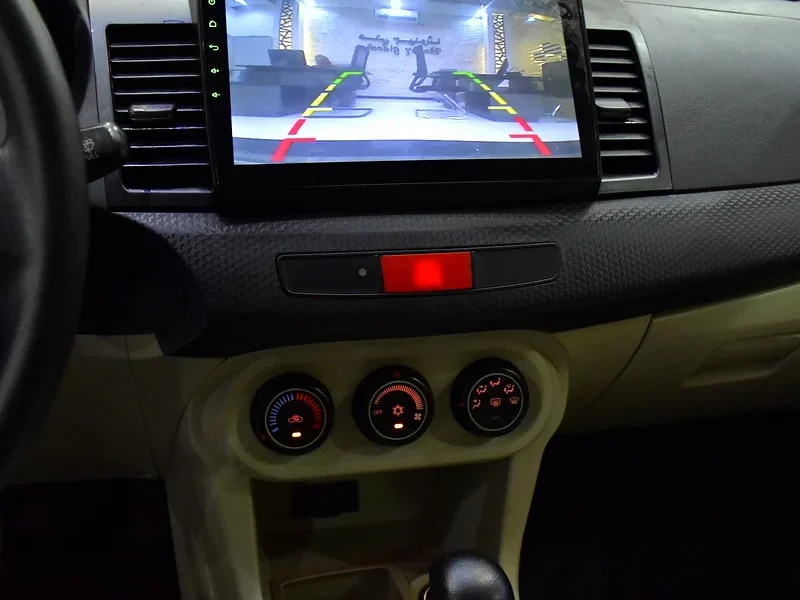 2015 Mitsubishi Lancer EX GLX 4 Cylinder Petrol Engine Beige Sedan GCC Specs