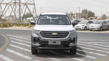 2024 Chevrolet Captiva 1.5-liter Turbocharged 4-Cylinder Petrol Engine Silver Black SUV