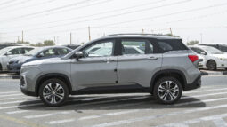 2024 Chevrolet Captiva 1.5-liter Turbocharged 4-Cylinder Petrol Engine Silver Black SUV