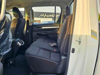 2025 Toyota Hilux SR5 WIDE BODY WITH HUK 2.4L DIESEL AT White Black PickUP