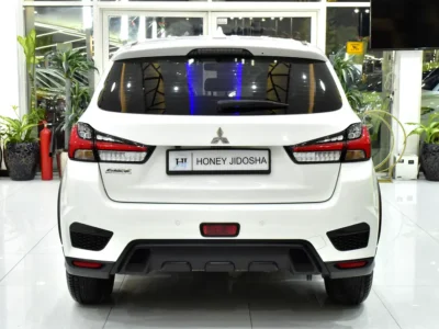 2024 Mitsubishi ASX GLX 4 Cylinder Petrol Engine White Black Crossover GCC Specs