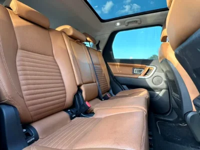 2018 Land Rover Discovery HSE TD6 4 Cylinders Diesel Engine White Tan Crossover