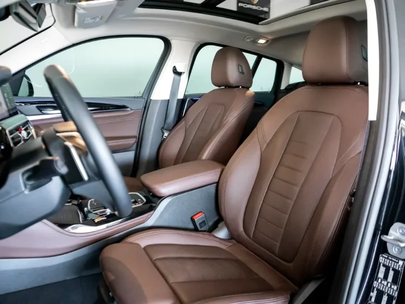 2023 BMW X4 Xdrive20i 4 Cylinder petrol Engine Black Brown SUV Korean Specs