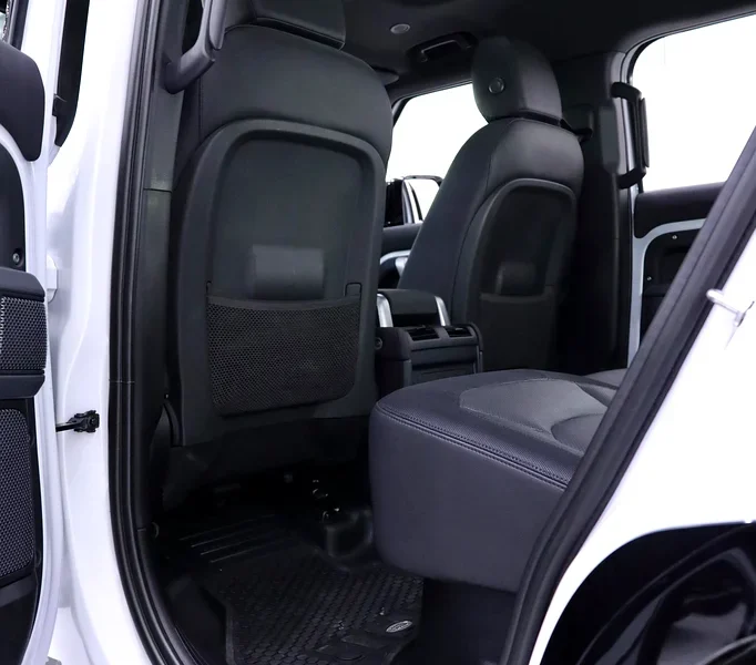 2023 Land Rover Defender 110 X-Dynamic HSE V6 Engine White Black SUV FULLY LOADED