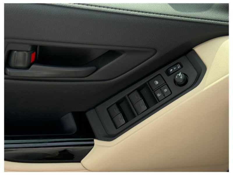 2024 Toyota Land Cruiser GXR 4.0L 6 Cylinders Engine FULL OPTION Black Beige SUV